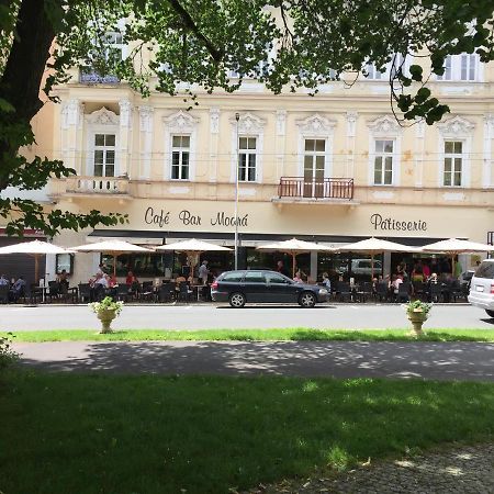 Galerie Suites Marianske Lazne Exterior photo